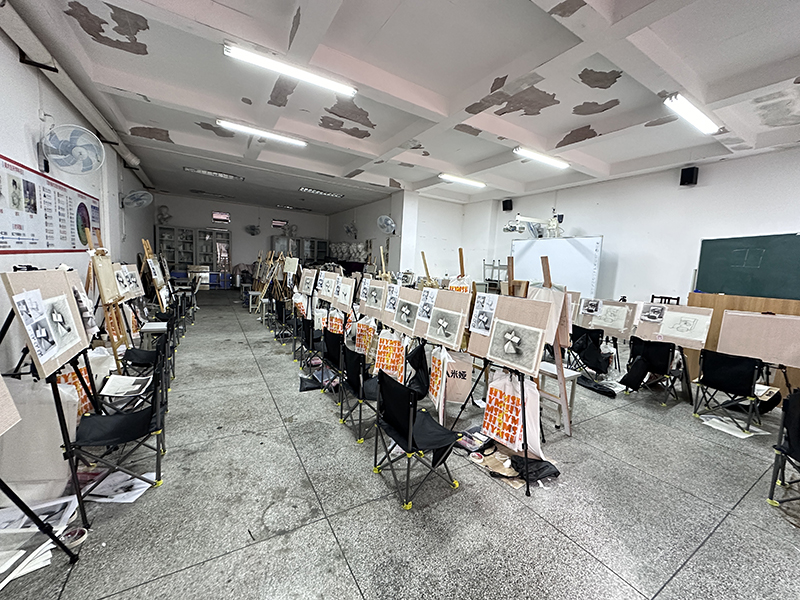 美术室.jpg